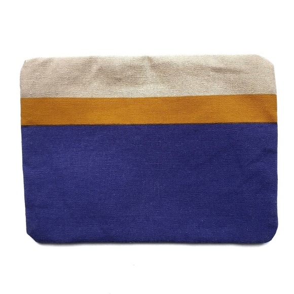 twelveNYC Zippered Linen Clutch Bag - Picture 3 of 5